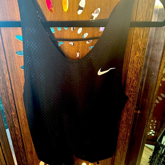 Nike Dry Fit tank S - Picture 1 of 3